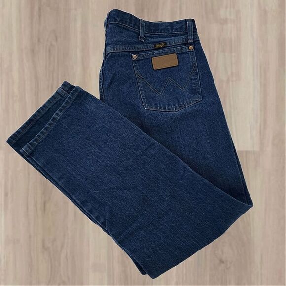 Wrangler Jeans  - Picture 1 of 6